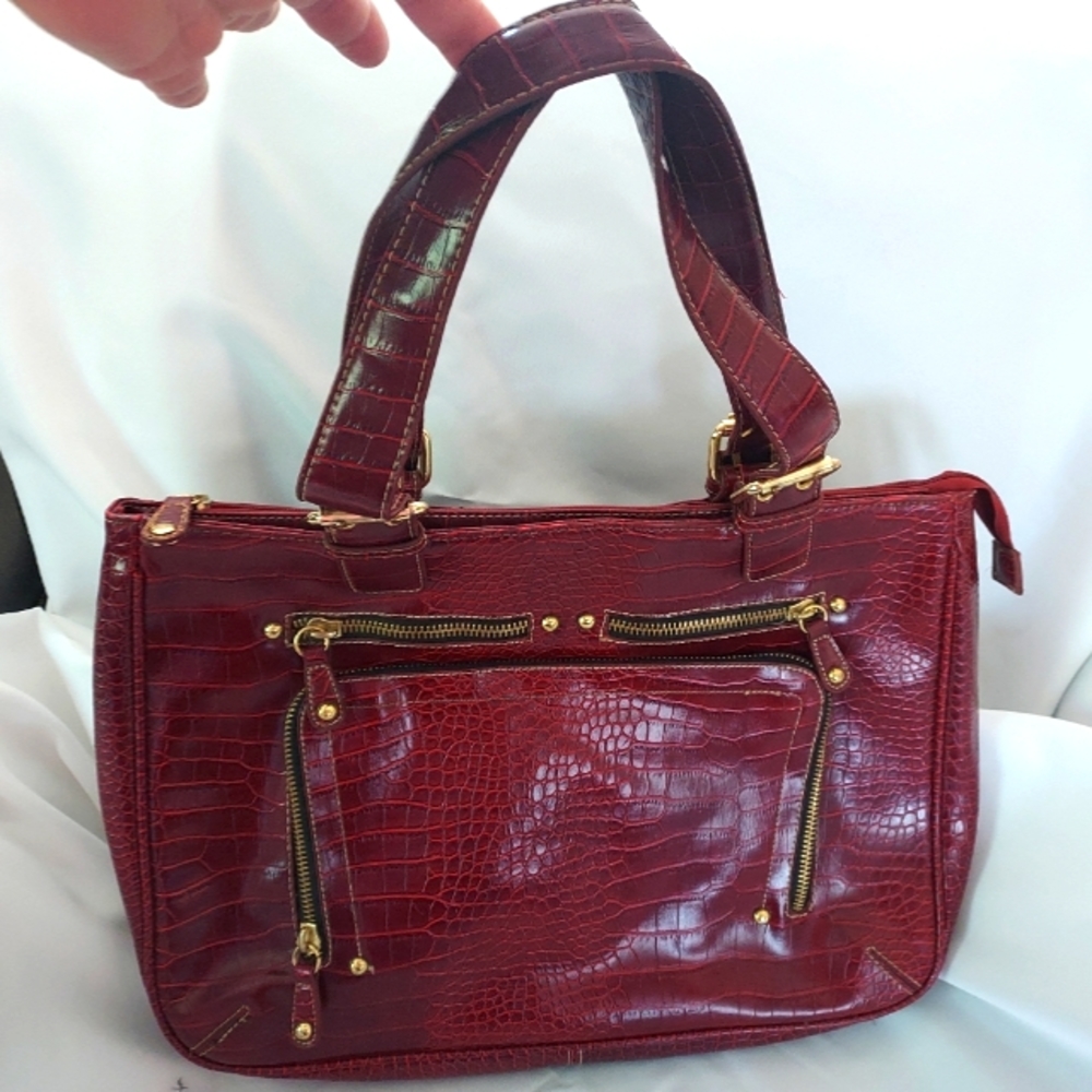 East 5th purse